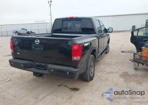2015 Nissan Titan Pro-4X z USA, uszkodzony, nr VIN 1N6BA0EC3FN503443